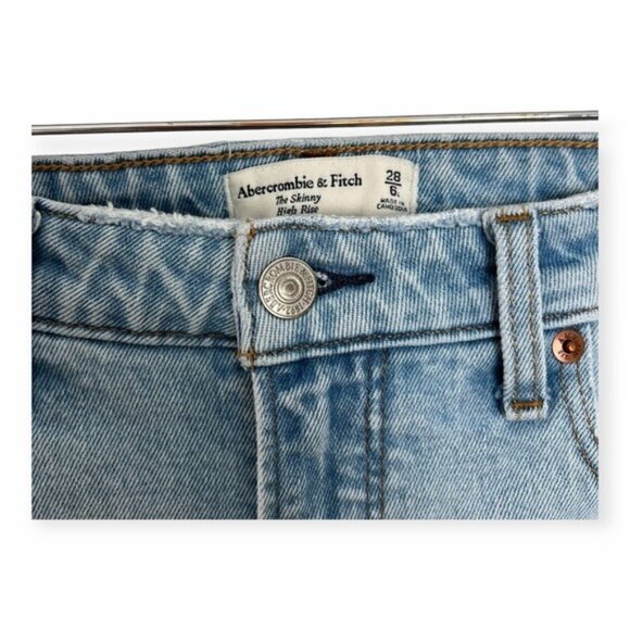 Abercrombie & Fitch Light Blue Distressed Curve Love Skinny Jeans - Picture 3 of 6